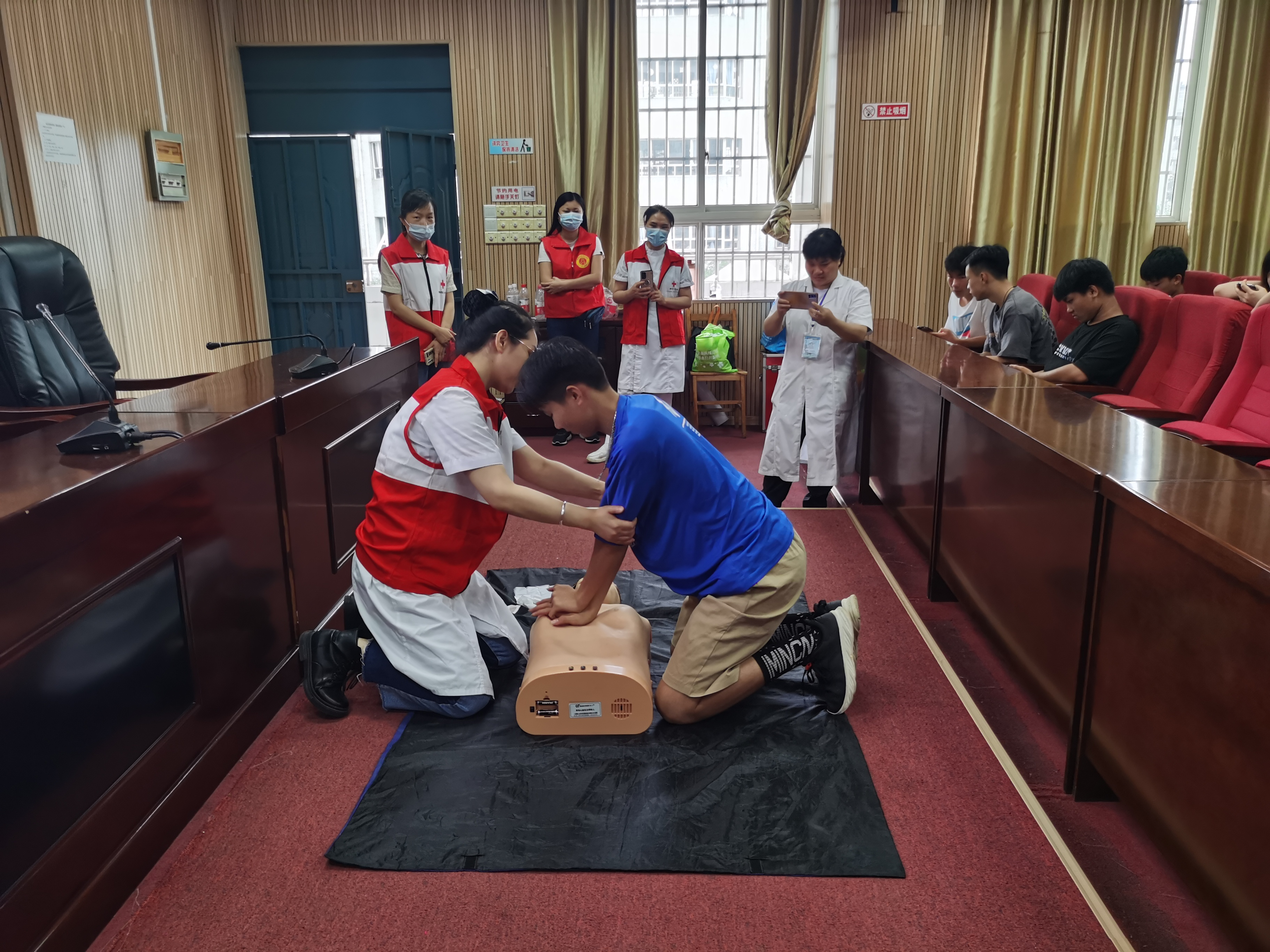 菠菜信誉平台集合网携手河西街道钢联社区开展应急救护专题讲座